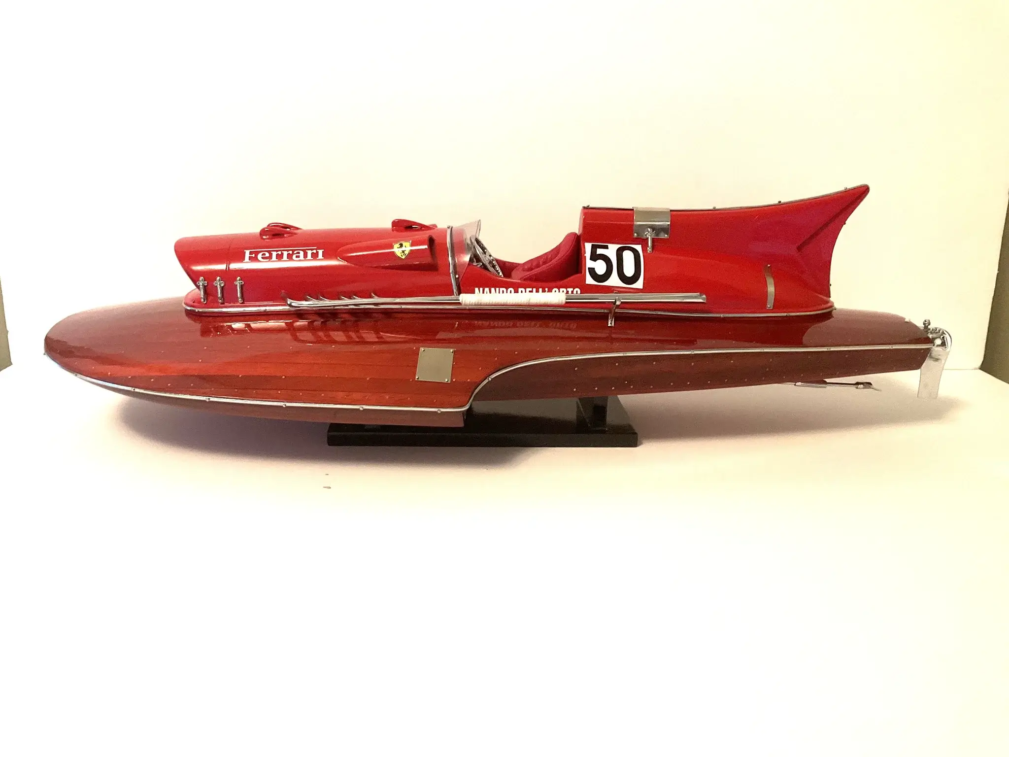 No Reserve Ferrari Arno XI Racing Boat Model | PCARMARKET